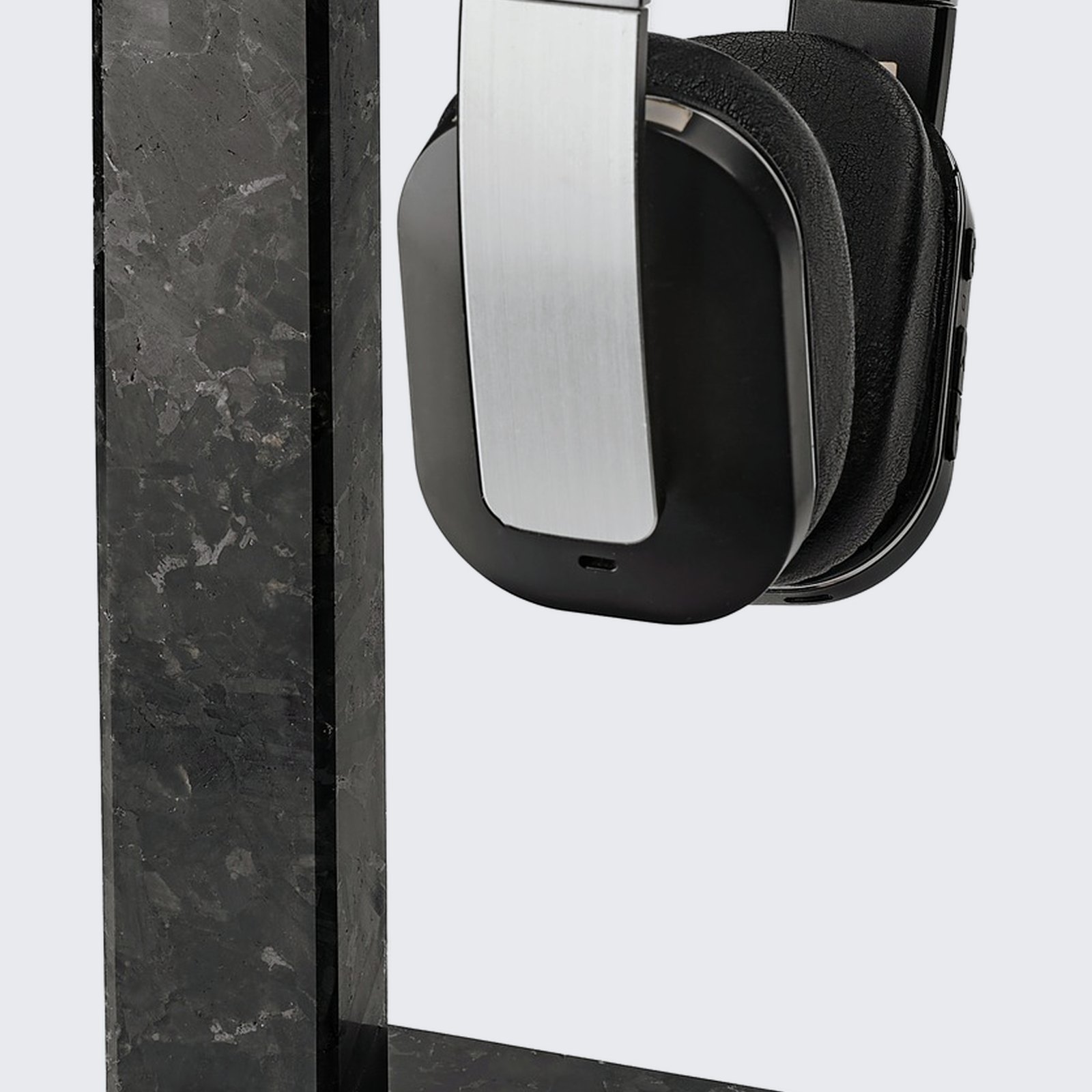 Headphone Stand, Aluminium — 2