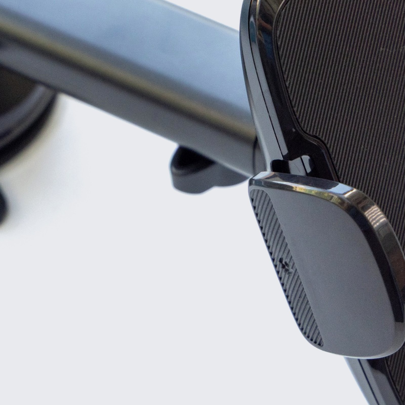 Wireless Charging Car Mount — 2